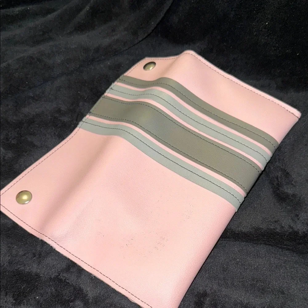 Chic Pink and Gray Women's Clutch
